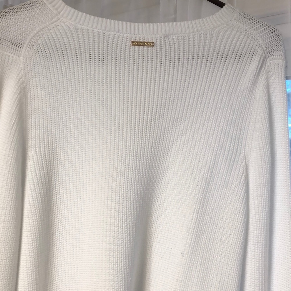 Sweaters - Picture 2 of 4